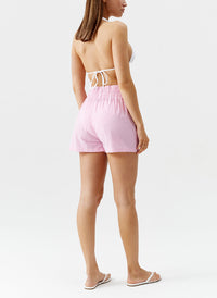 annie pink stripe shorts model 2024 B