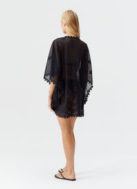 josie-black-kaftan_model_2025_B