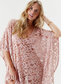 abigail-beige-kaftan_model_closeup