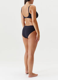 bel-air-black-bikini_curvemodel_2024_B