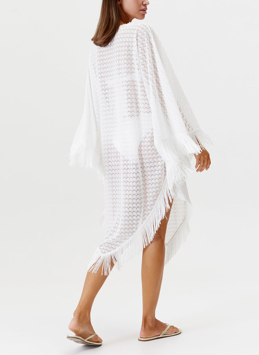 blair white poncho model 2024 B