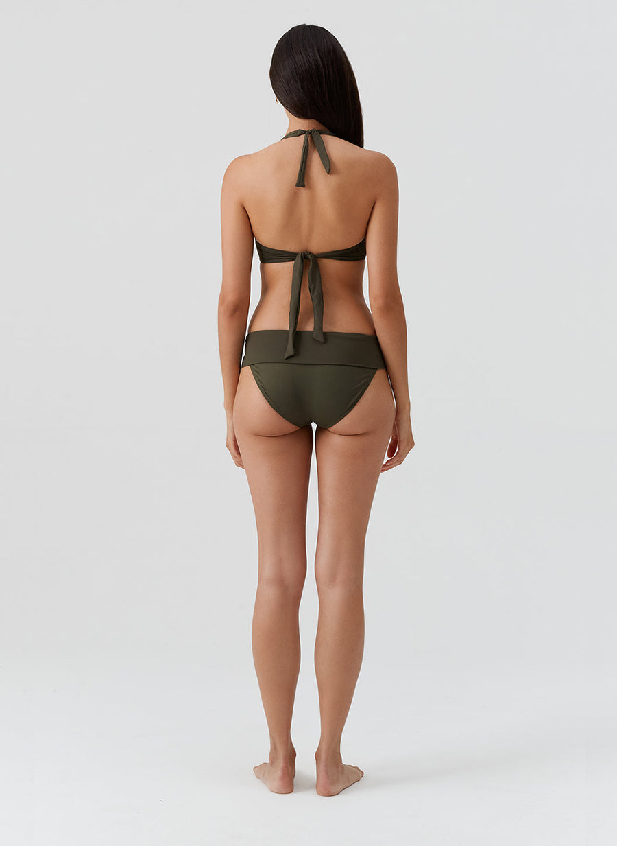 brussels-olive-bikini_models_2026_B 