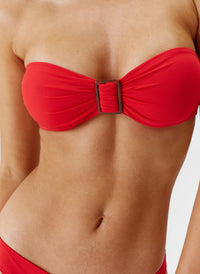 calabria-red-bikini_closeup_2024