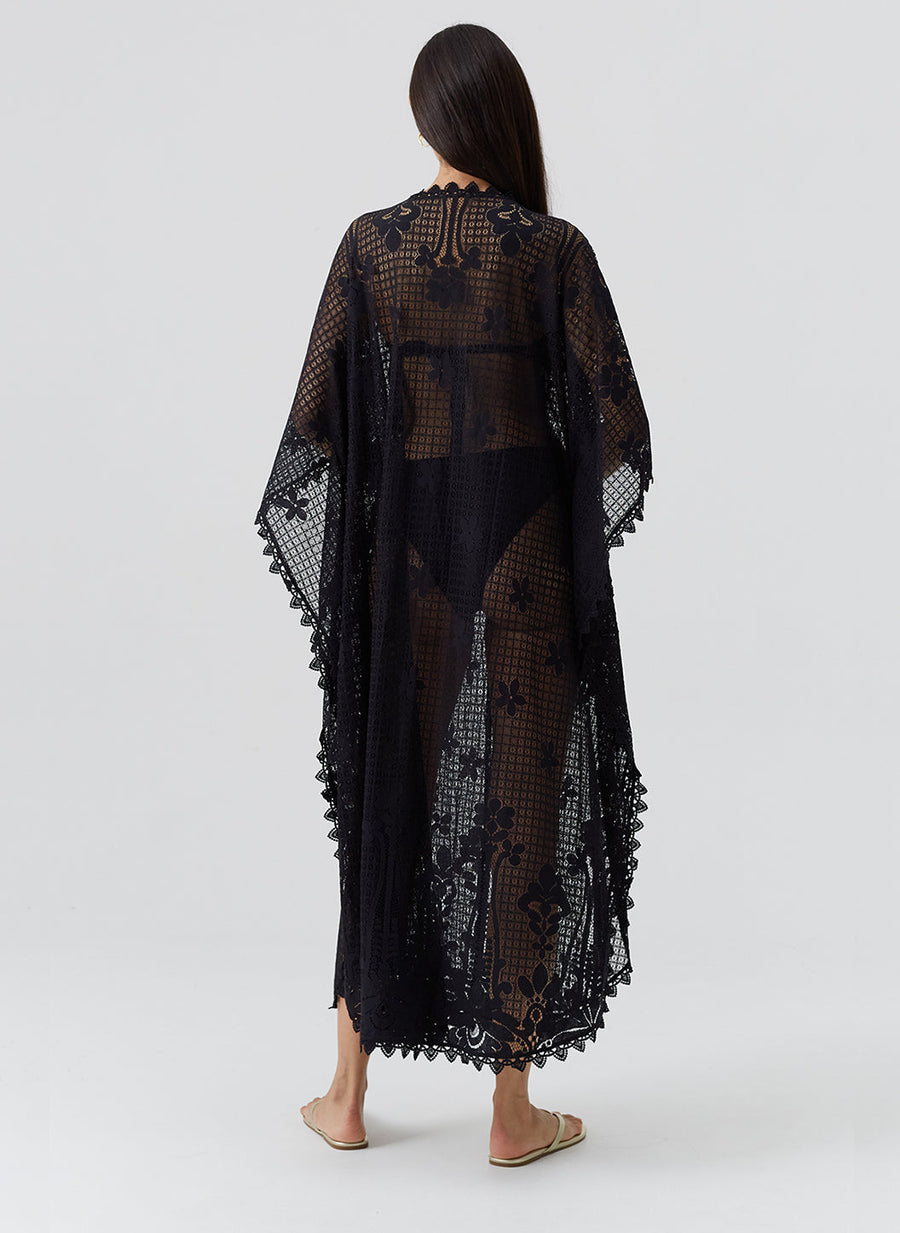 exclusive-josephine-black-kaftan_model_B 