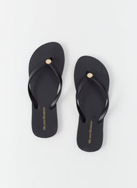 flip-flops-black_cutout (2)