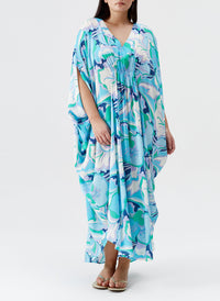 frederica-bloom-kaftan_curvemodel_2024_F