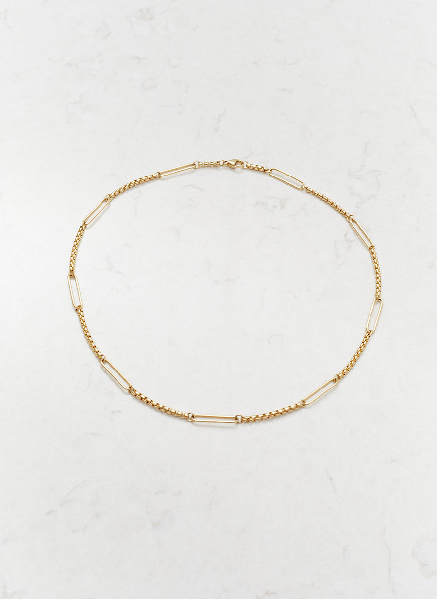 gold-mixed-chain-necklace_studio_image 
