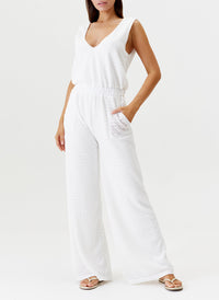 gracie white jumpsuit model 2024 F