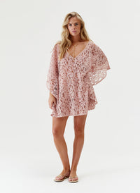 ignes-beige-kaftan_model_P