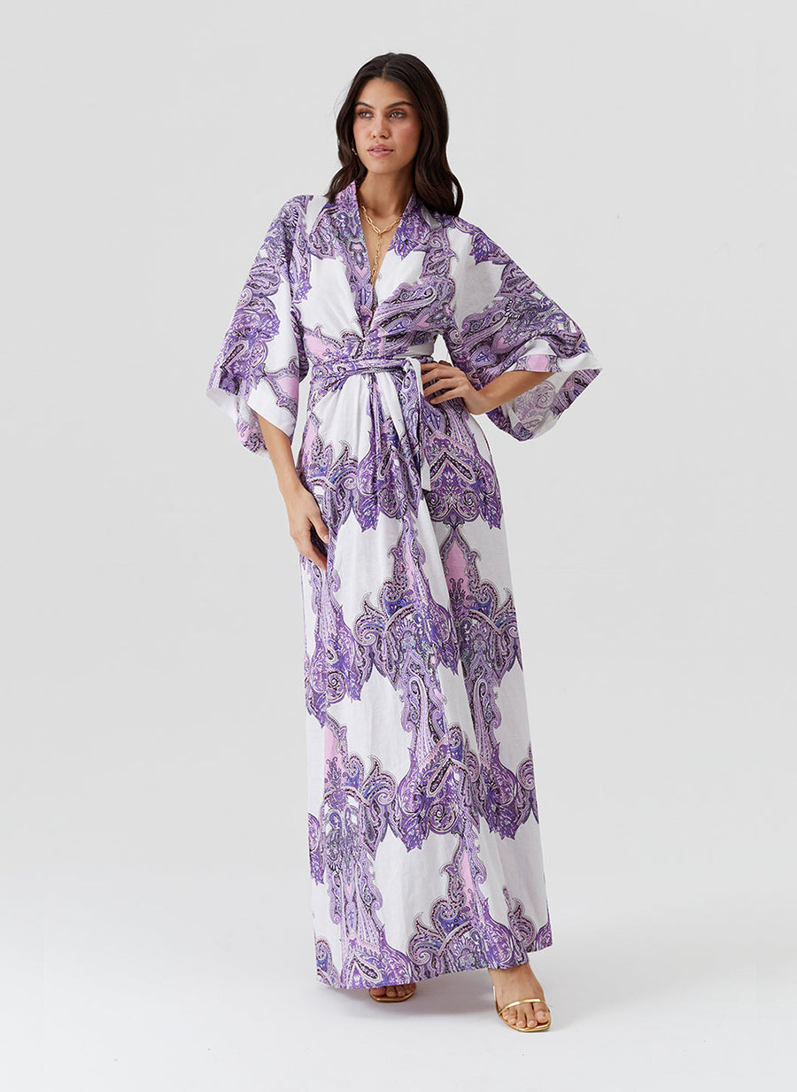 indria-amethyst-kaftan_model_2026_F 