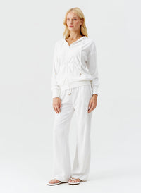 kyda-white-hoodie_model_2025_F 