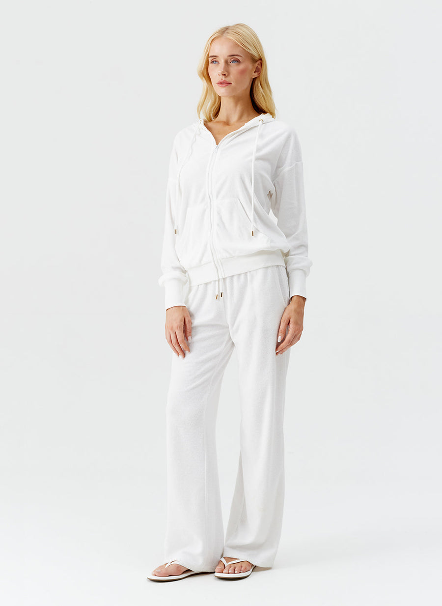 kyda-white-hoodie_model_2025_F 