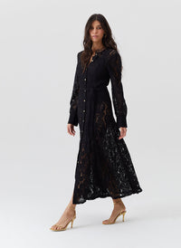 leila-black-dress_model_2026_F2 