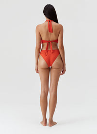 luma-cinnamon-bikini-top_model_2027_B 