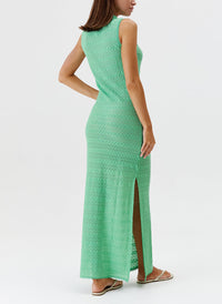 maddie green dress model 2024 B