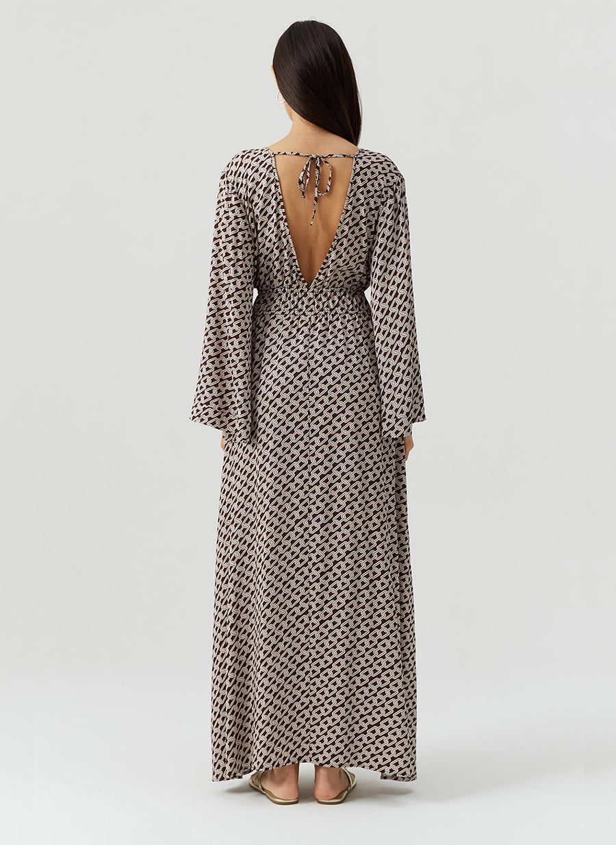 maja-chain-kaftan_models_2026_B 