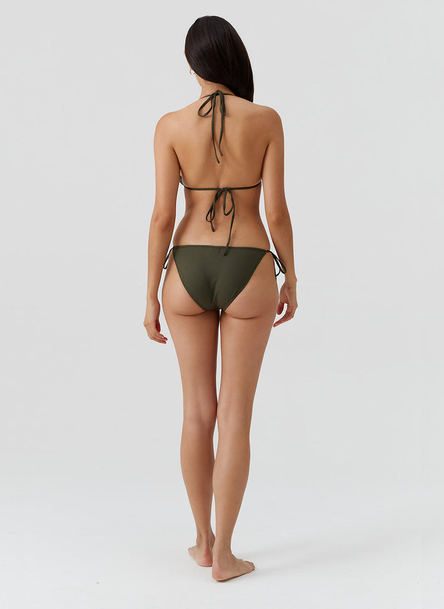 malibu-olive-bikini_models_2026_B 