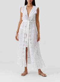 marta-white-kaftan_models_2026_F 