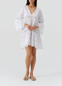 may-white-dress_model_2026_F 