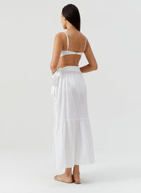 monroe-white-skirt_models_2026_B 