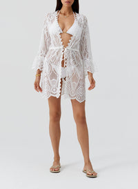 naia-white-kaftan_model_2026_F 