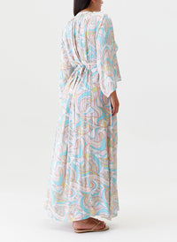 natalie-riviera-kaftan_cruvemodel_2024_B
