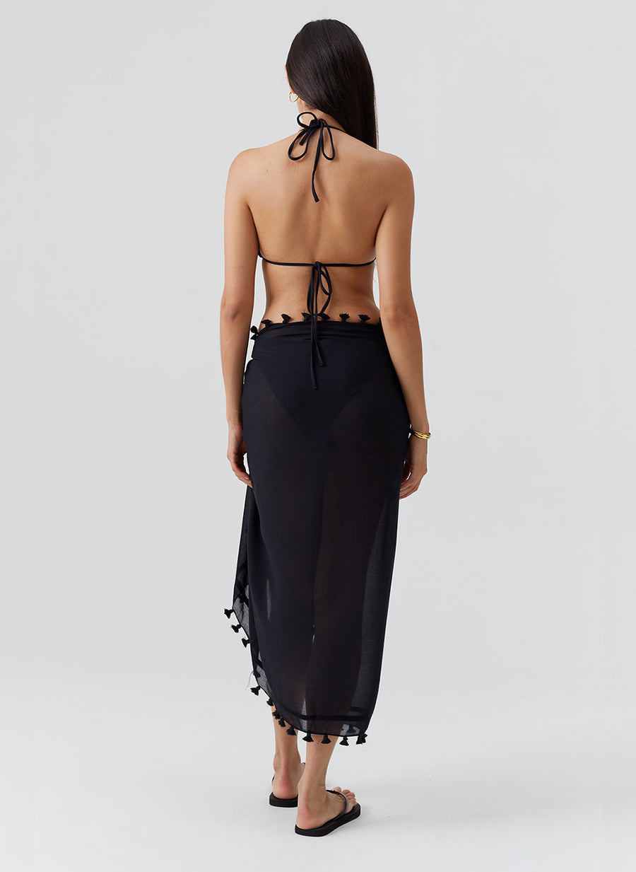 pareo-black_model_2026_B 