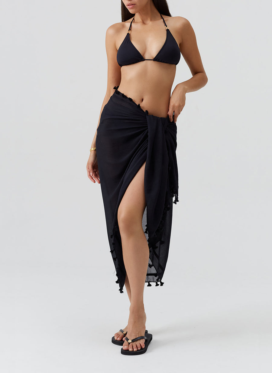 pareo-black_model_2026_F2 
