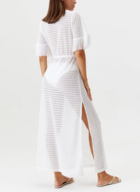 phoebe white kaftan model 2024 B