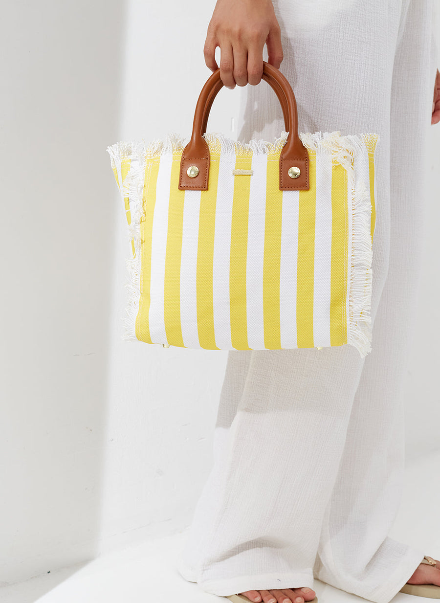 porto-cervo-yellow-nautical-tote_model 