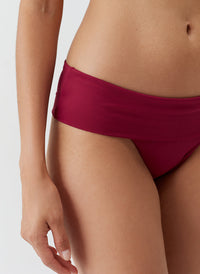 provence-burgundy-bikini-bottom_model_2027_closeup 