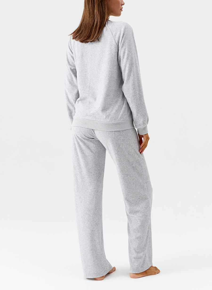 roma-grey-jumper_model_2024_B