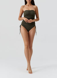 sydney-olive-swimsuit_models_2026_F2 