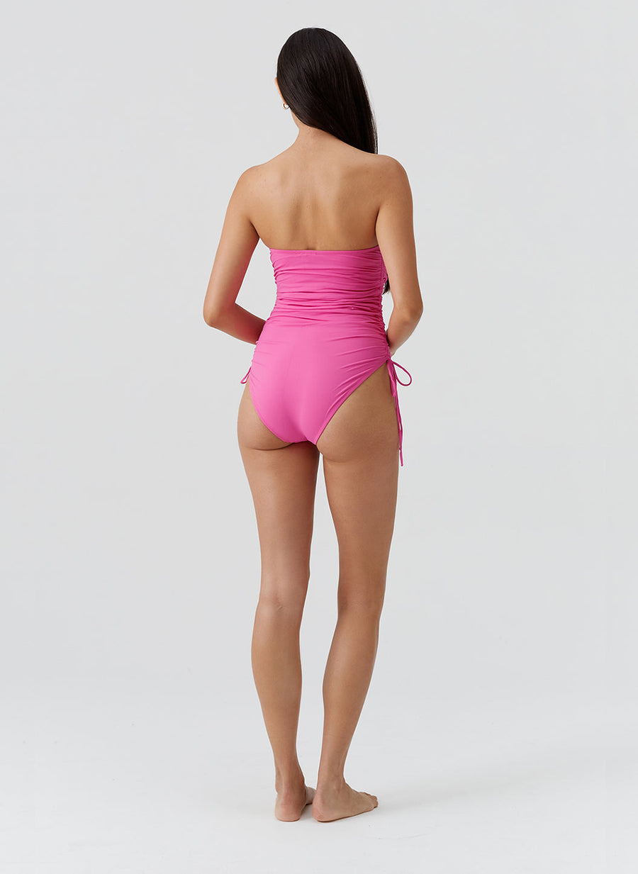 sydney-watermelon-swimsuit_models_2026_B 