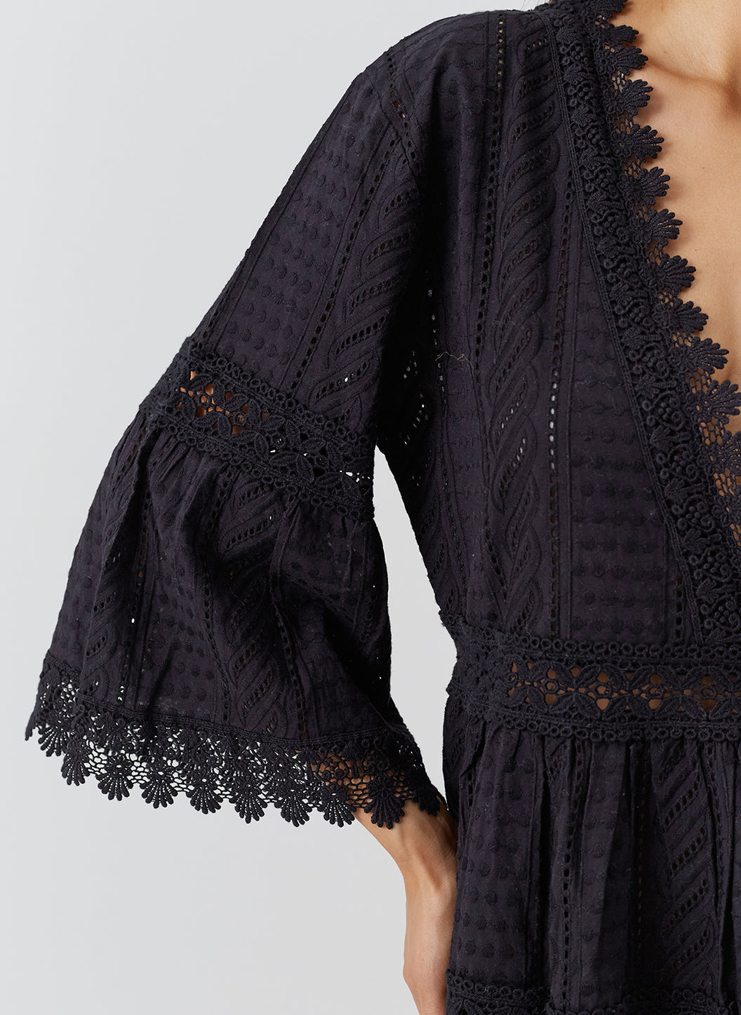 katfサブラック38 Victoria Black Kaftan | Official Site