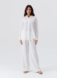 ziggy-white-shirt_model_2026_F 