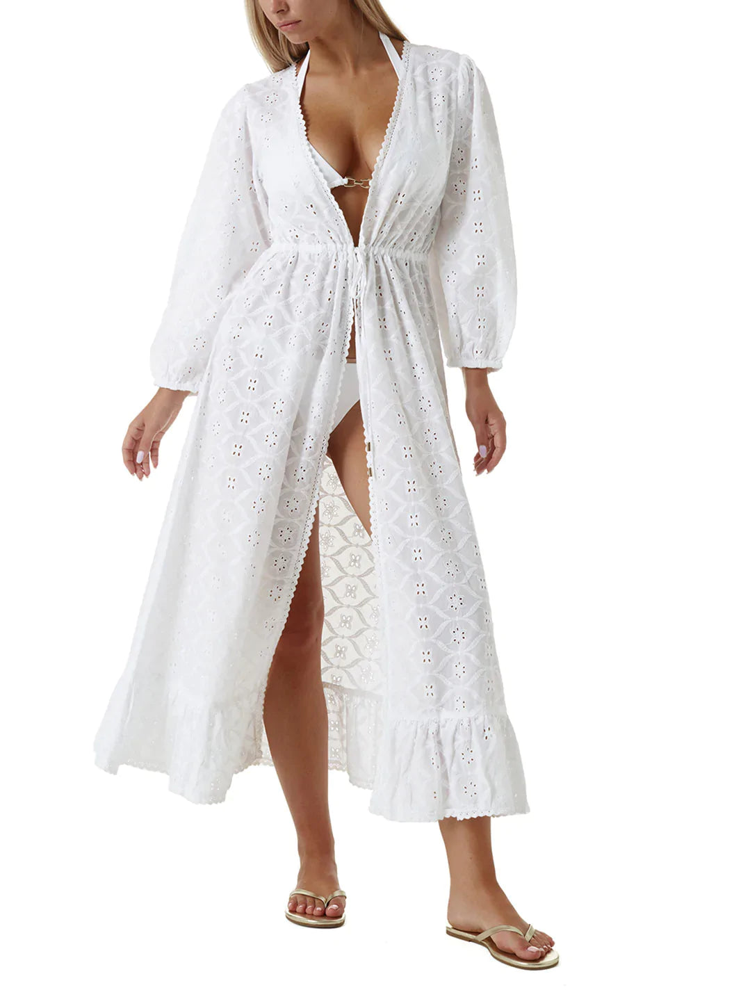 Avery White Diamond Kaftan Model 2023 F 
