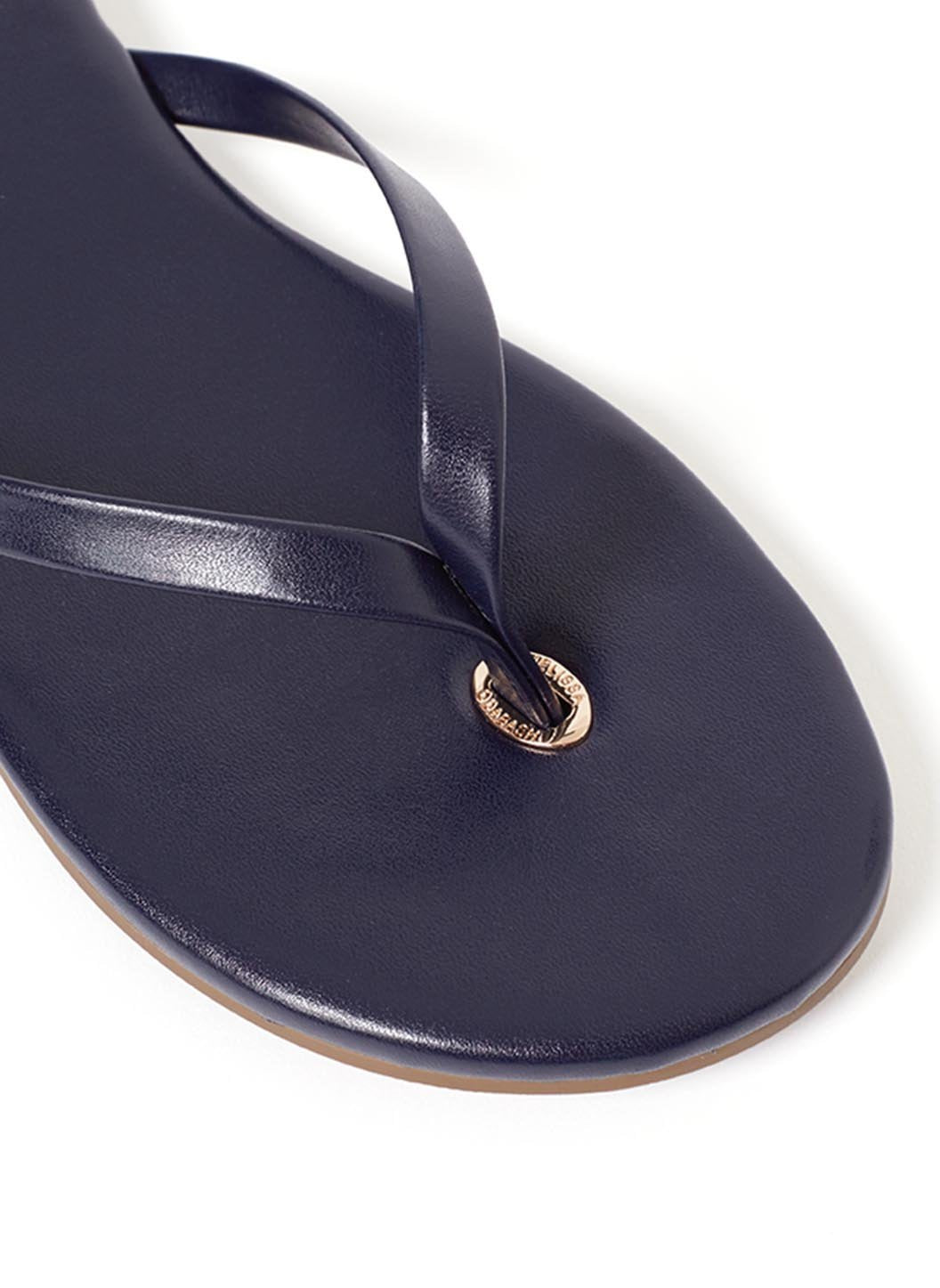 Flip flops navy deals